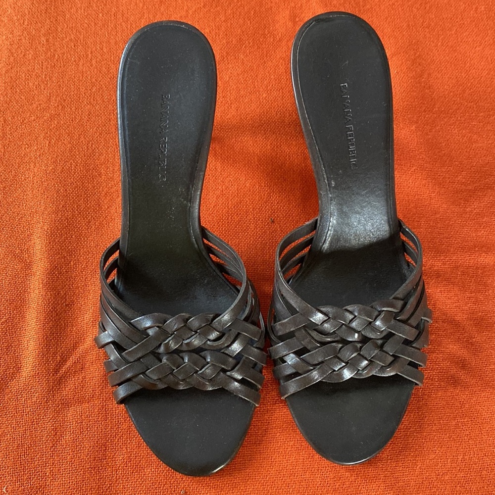 Banana Republic braided dark brown leather 3” slip on heels - Picture 2 of 7